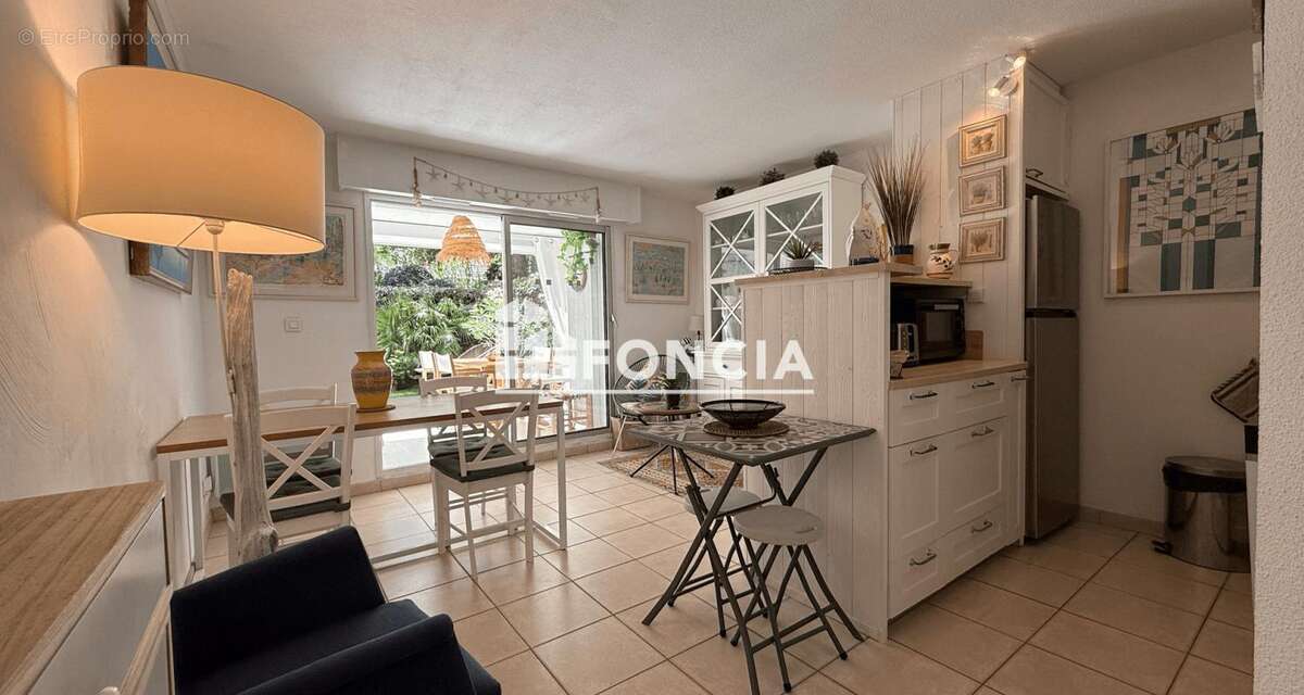 Appartement à LA CROIX-VALMER