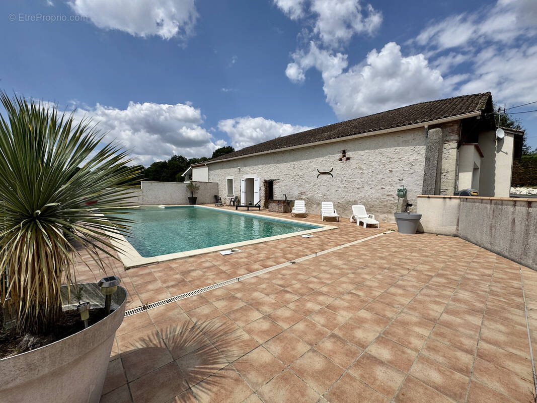 Maison à VILLENEUVE-SUR-LOT