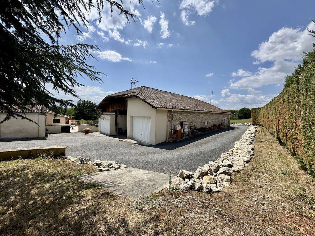Maison à VILLENEUVE-SUR-LOT