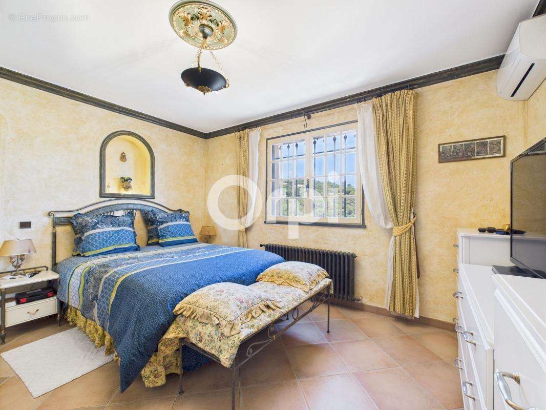 Maison à MONTAUROUX