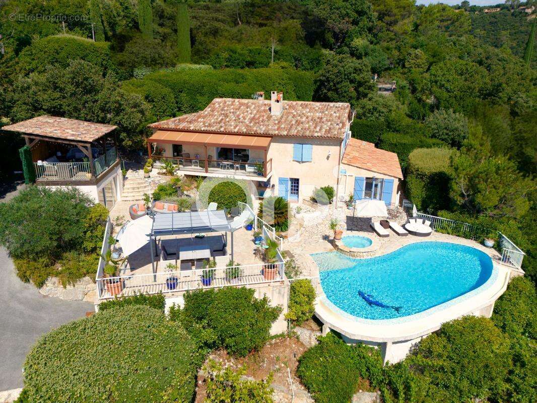 Maison à MONTAUROUX