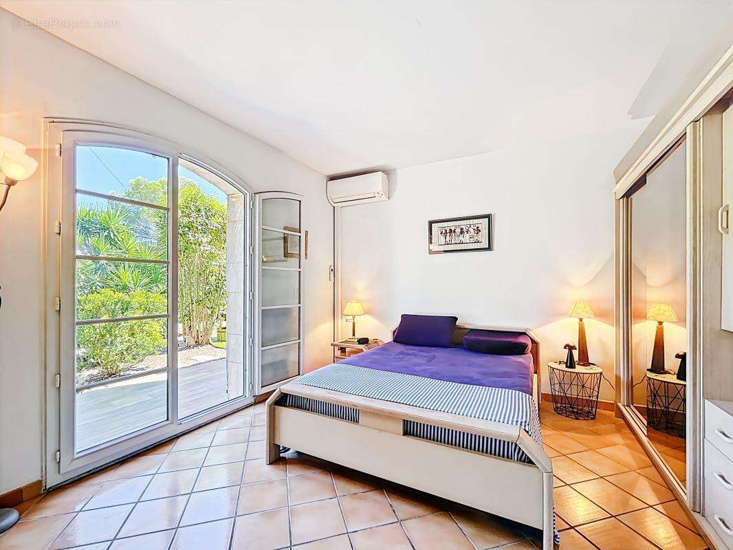 Maison à SAINT-RAPHAEL