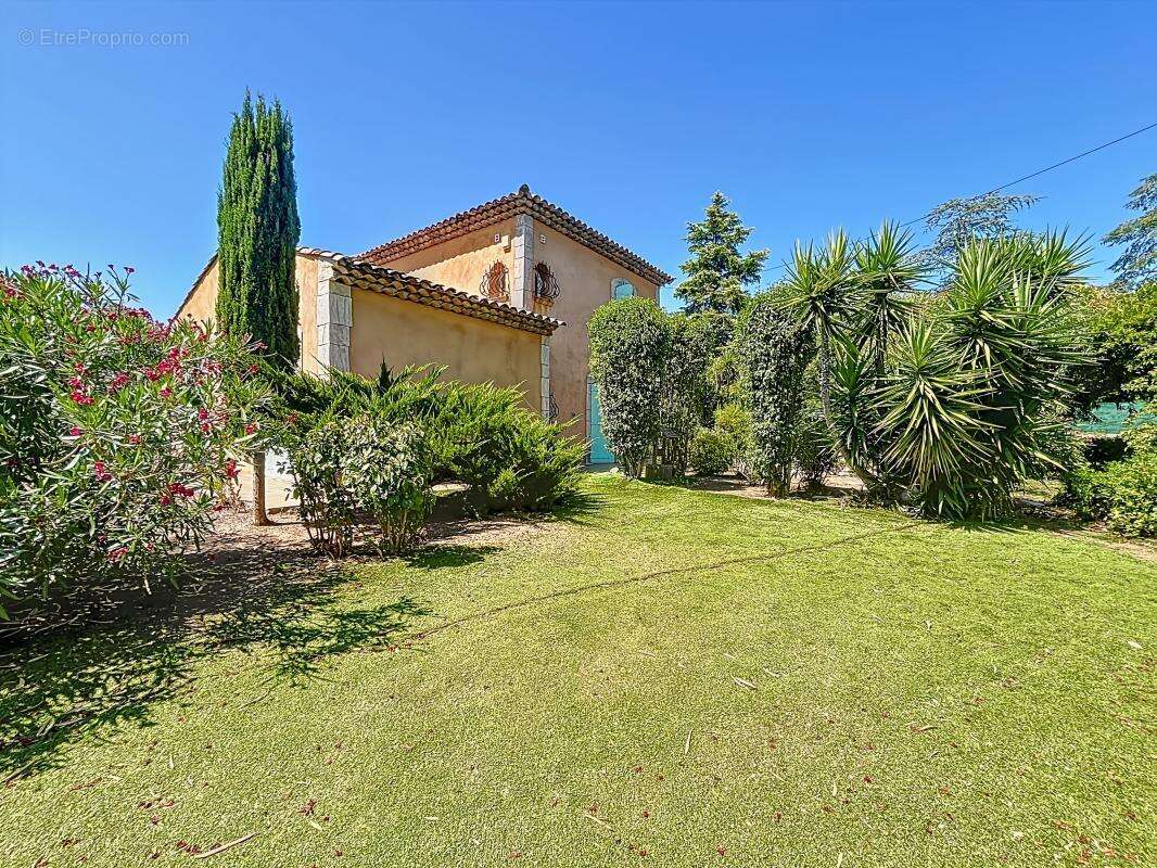 Maison à SAINT-RAPHAEL