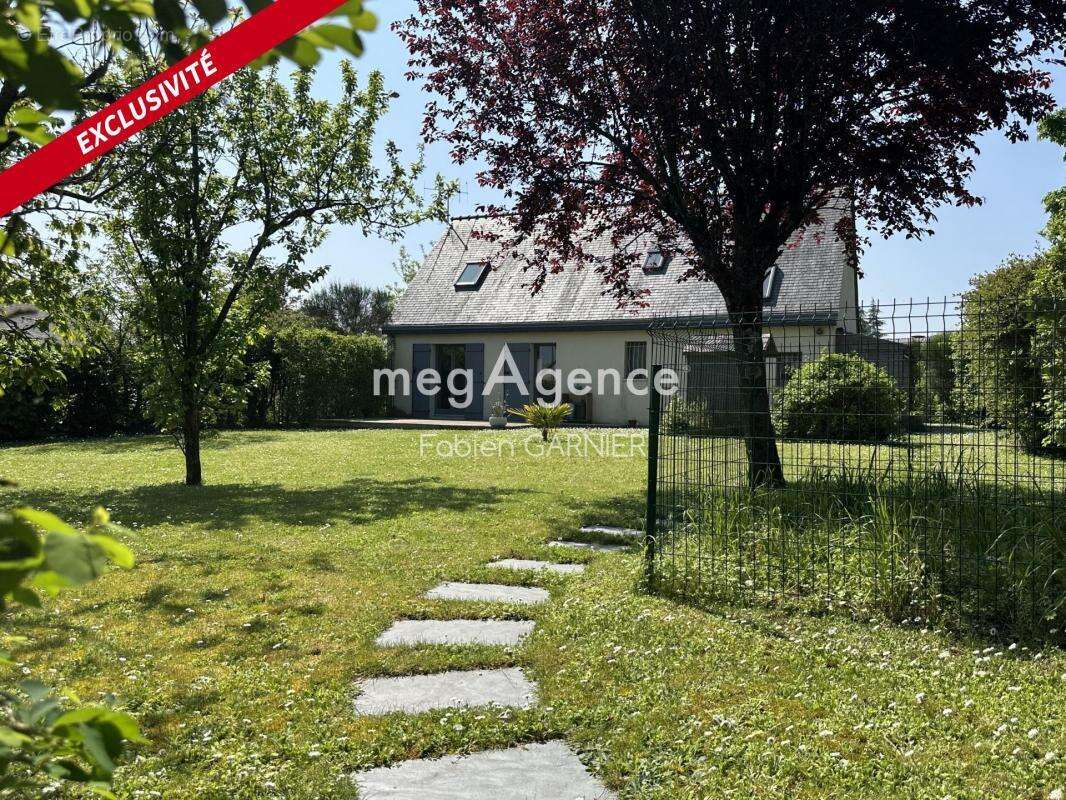 Maison à BRISSAC-QUINCE