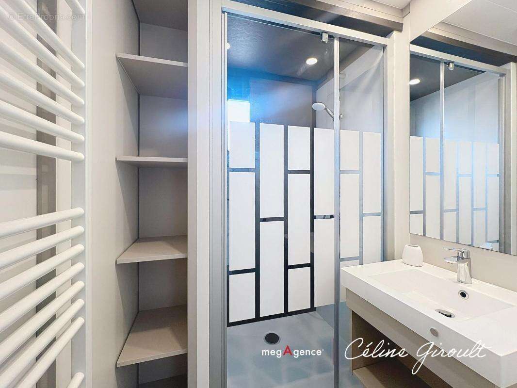 Maison à JULLOUVILLE