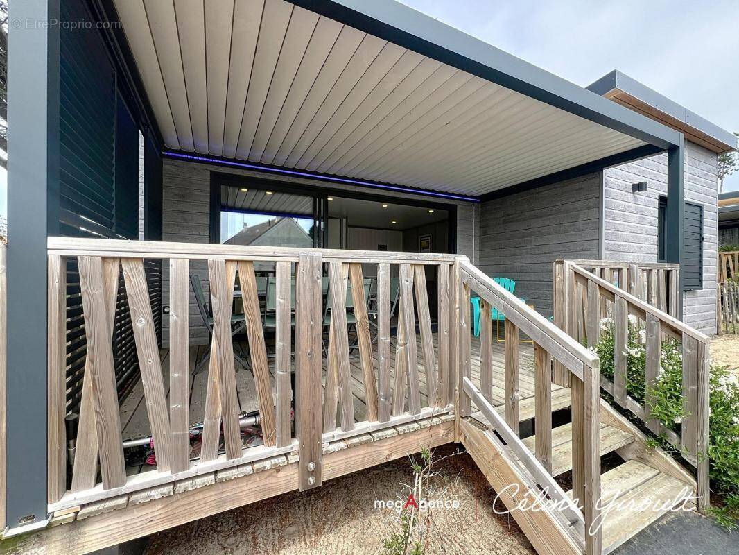 Maison à JULLOUVILLE