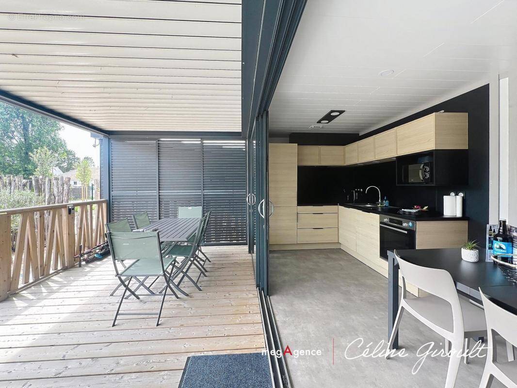 Maison à JULLOUVILLE