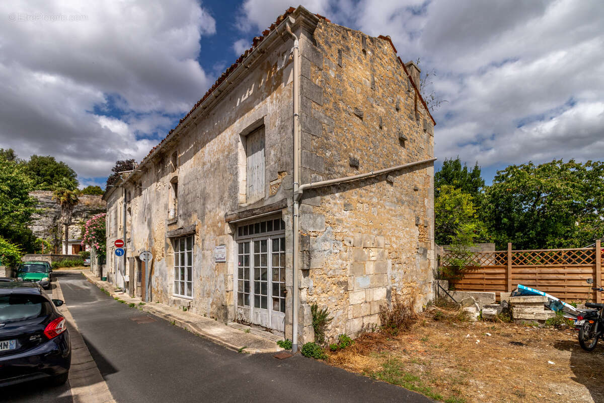 Appartement à SAINT-SAVINIEN