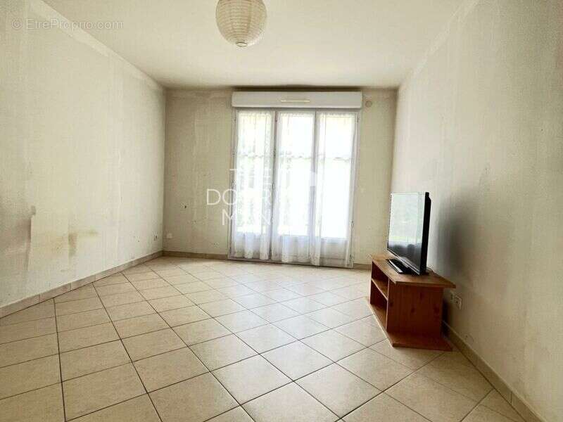 Maison à LES MOLIERES