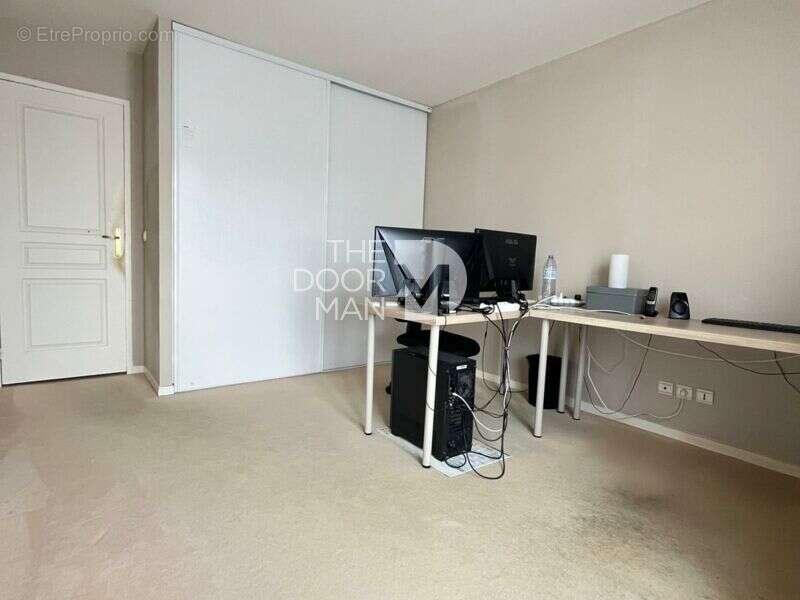 Maison à LES MOLIERES