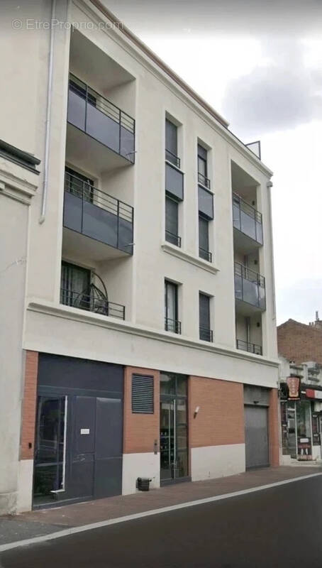 Appartement à SAINT-MAUR-DES-FOSSES