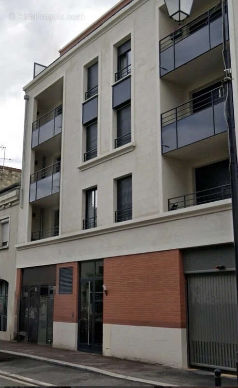 Appartement à SAINT-MAUR-DES-FOSSES