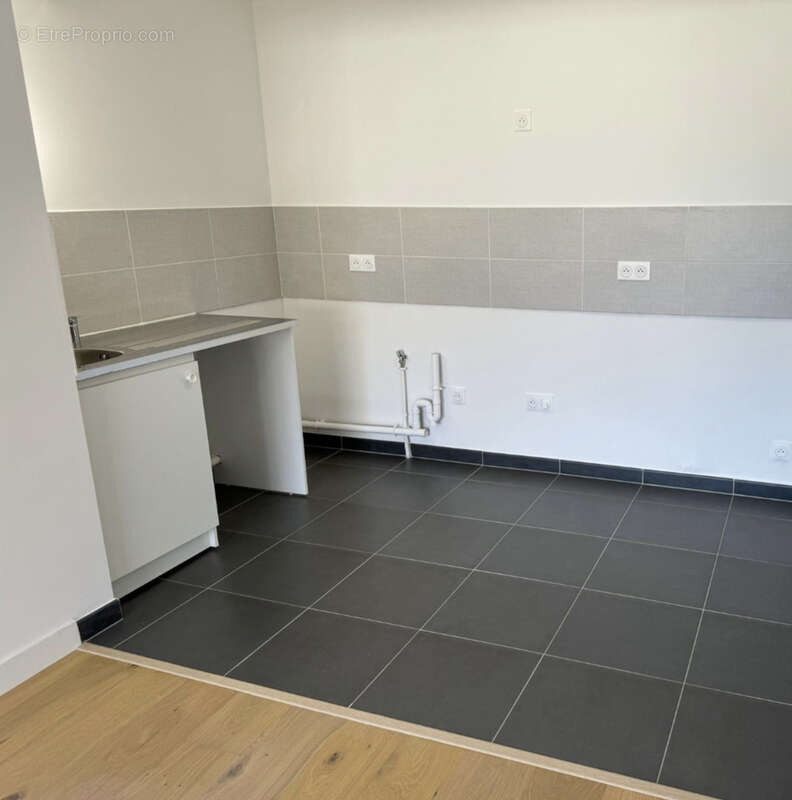 Appartement à SAINT-MAUR-DES-FOSSES