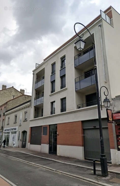 Appartement à SAINT-MAUR-DES-FOSSES