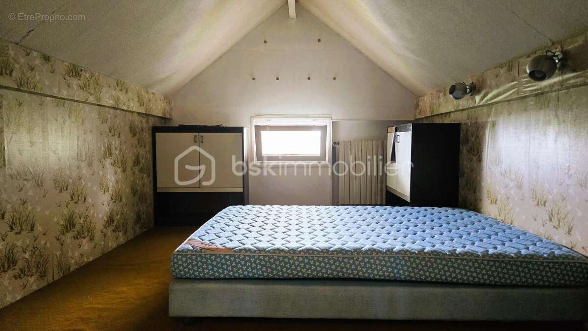 Maison à SAINTE-GENEVIEVE-DES-BOIS