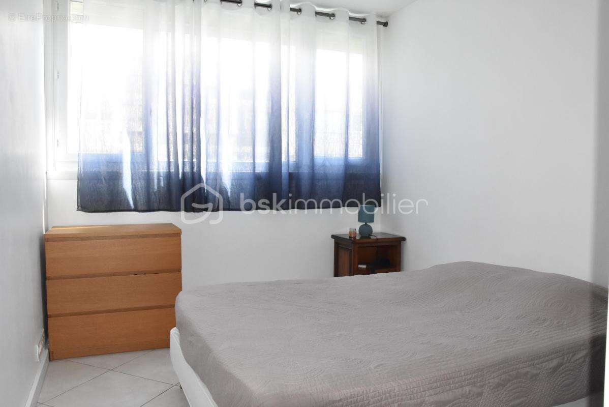 Appartement à LES ULIS