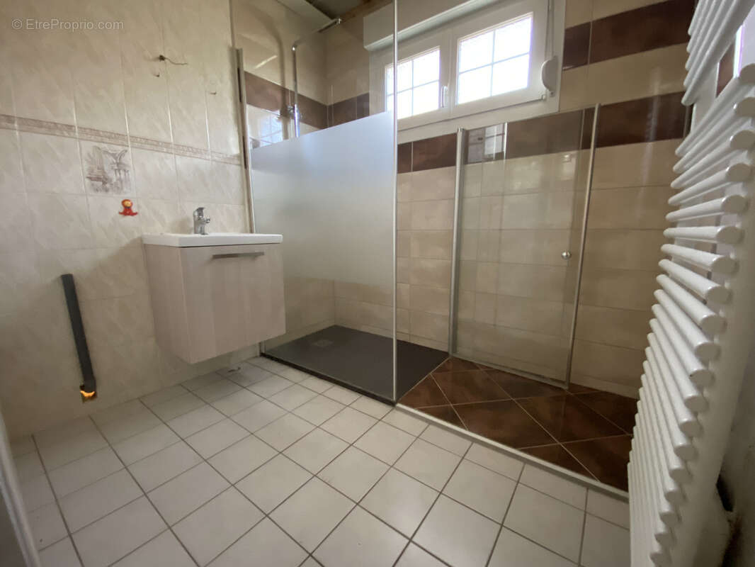 Maison à PUTTELANGE-AUX-LACS