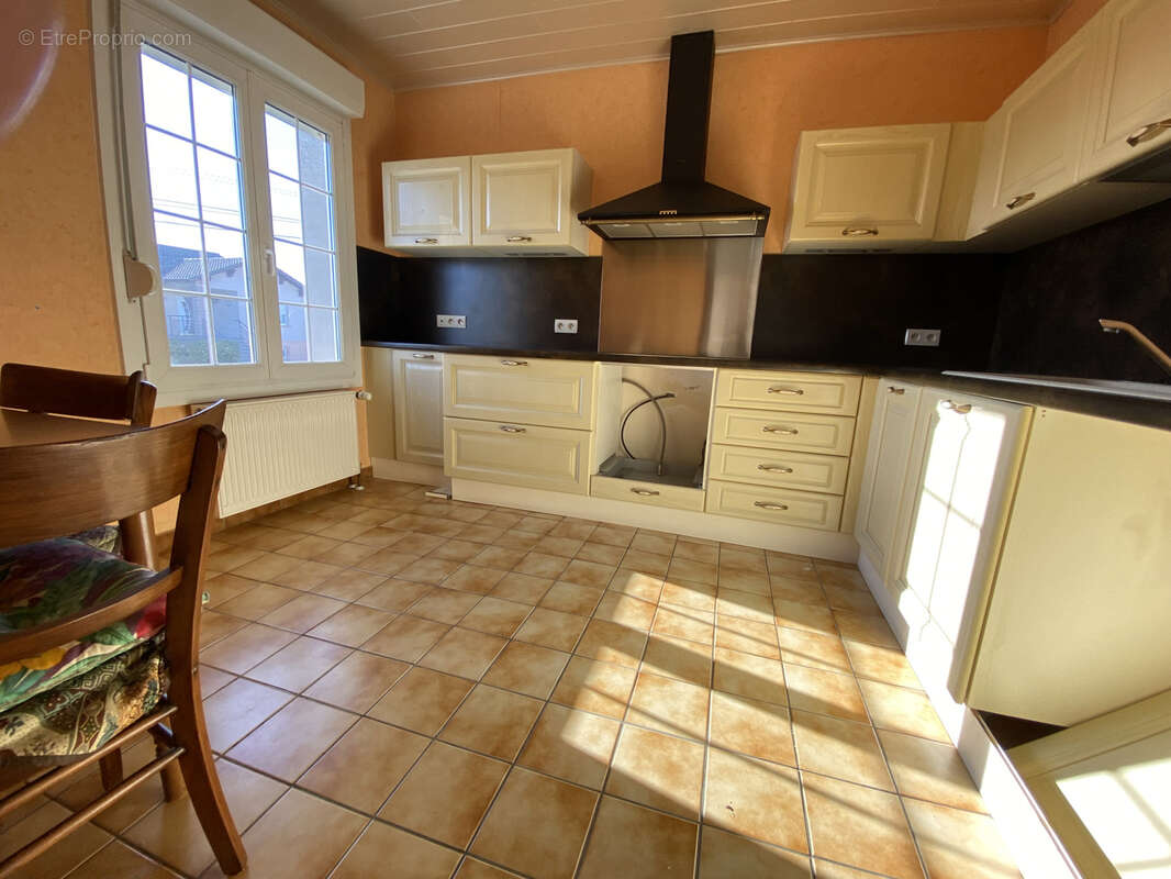 Maison à PUTTELANGE-AUX-LACS