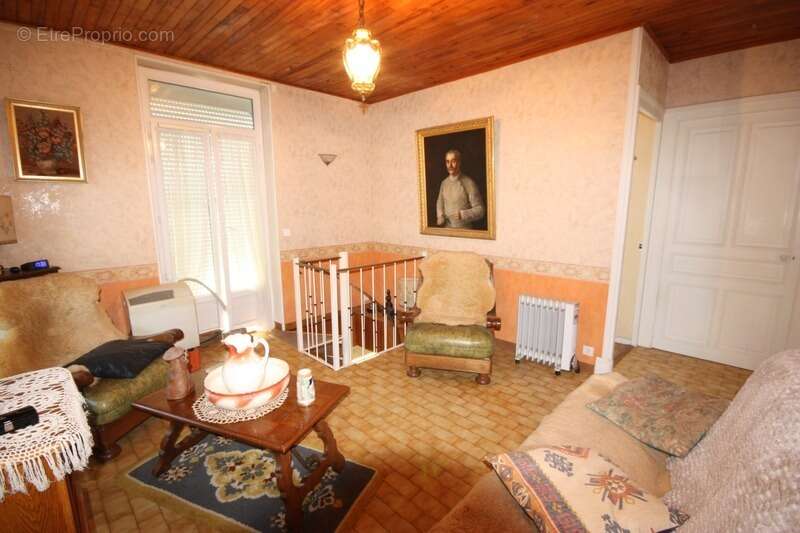 Maison à LES ABRETS