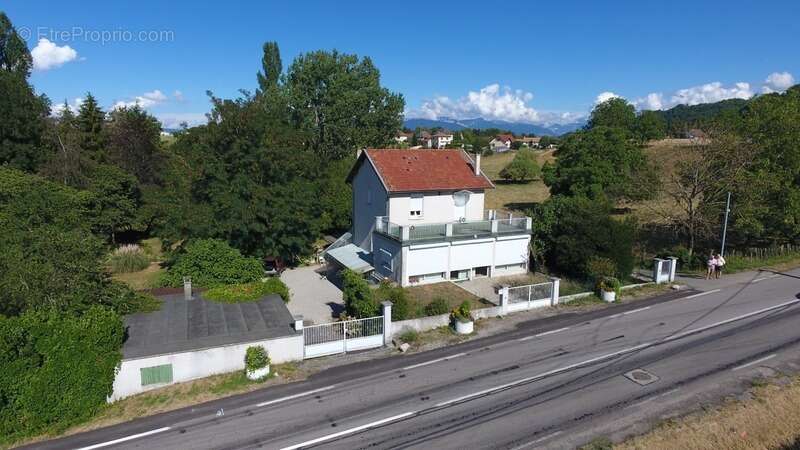 Maison à LES ABRETS