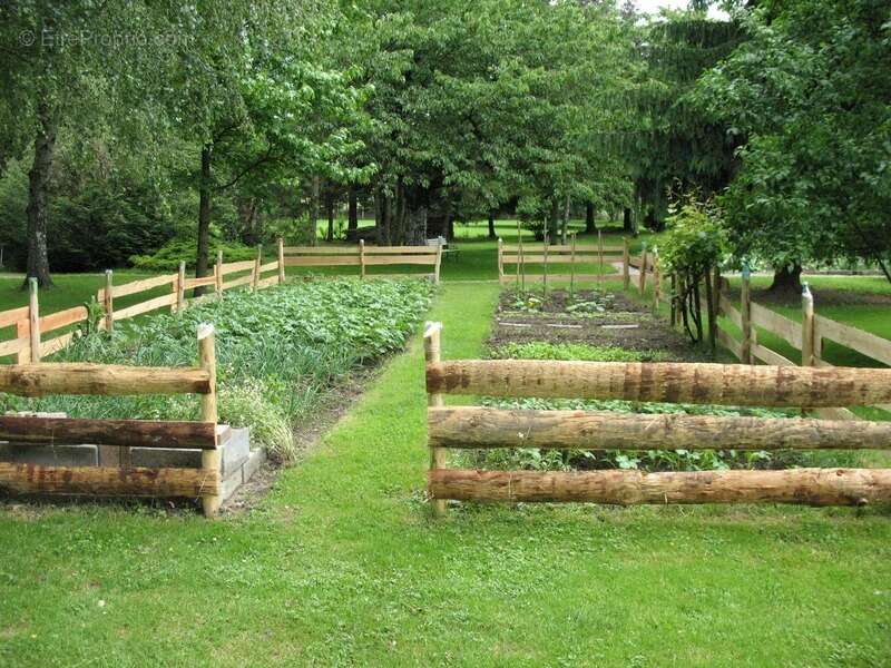 Maison à LES ABRETS