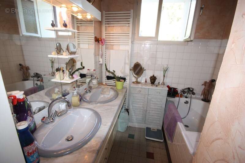 Maison à LES ABRETS