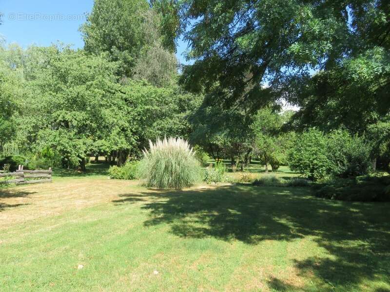 Maison à LES ABRETS