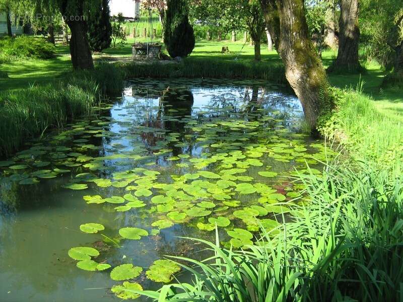 Maison à LES ABRETS