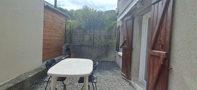 Maison à SARRANCOLIN