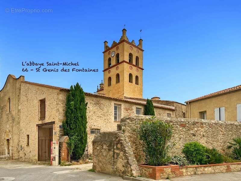 Appartement à SAINT-GENIS-DES-FONTAINES
