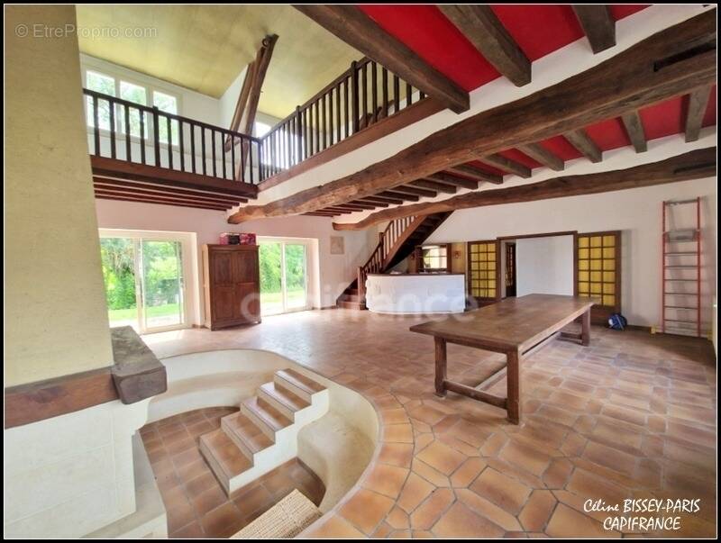 Maison à MALAY-LE-GRAND