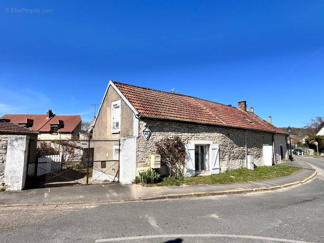Appartement à BOISSY-LE-CUTTE