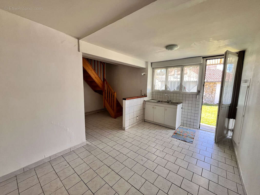 Appartement à BOISSY-LE-CUTTE