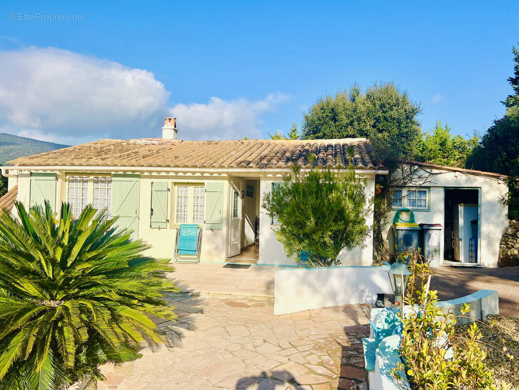 Maison à CAVALAIRE-SUR-MER