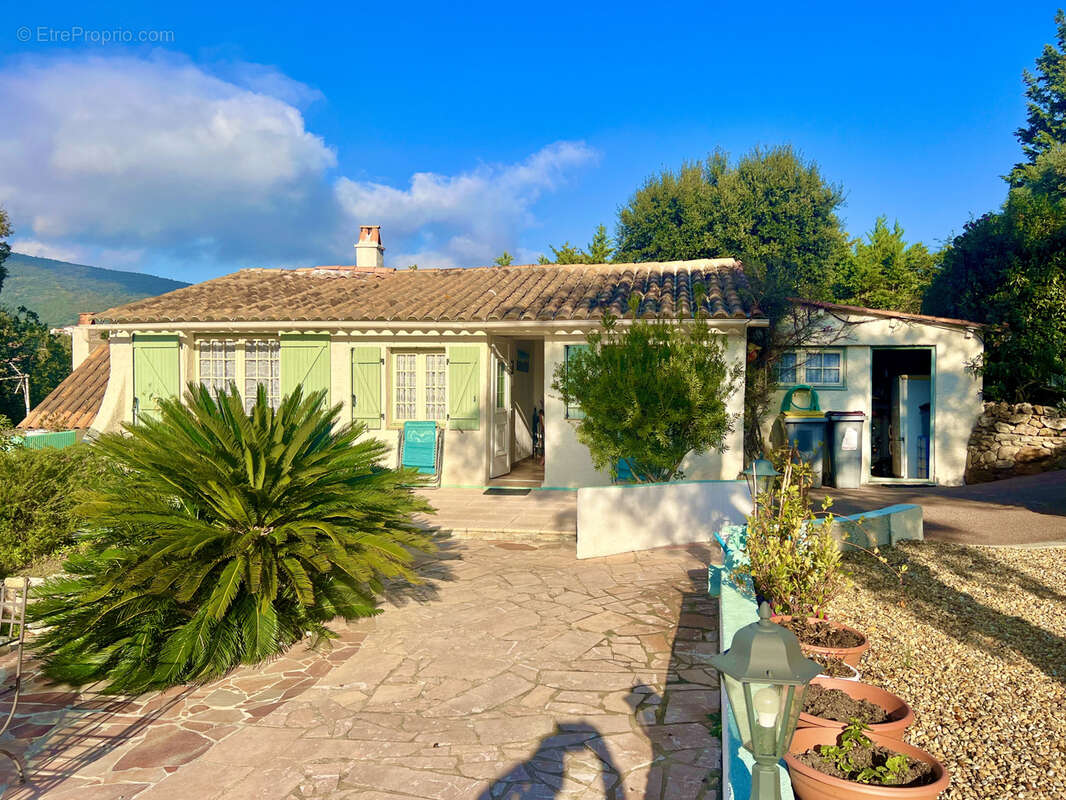 Maison à CAVALAIRE-SUR-MER