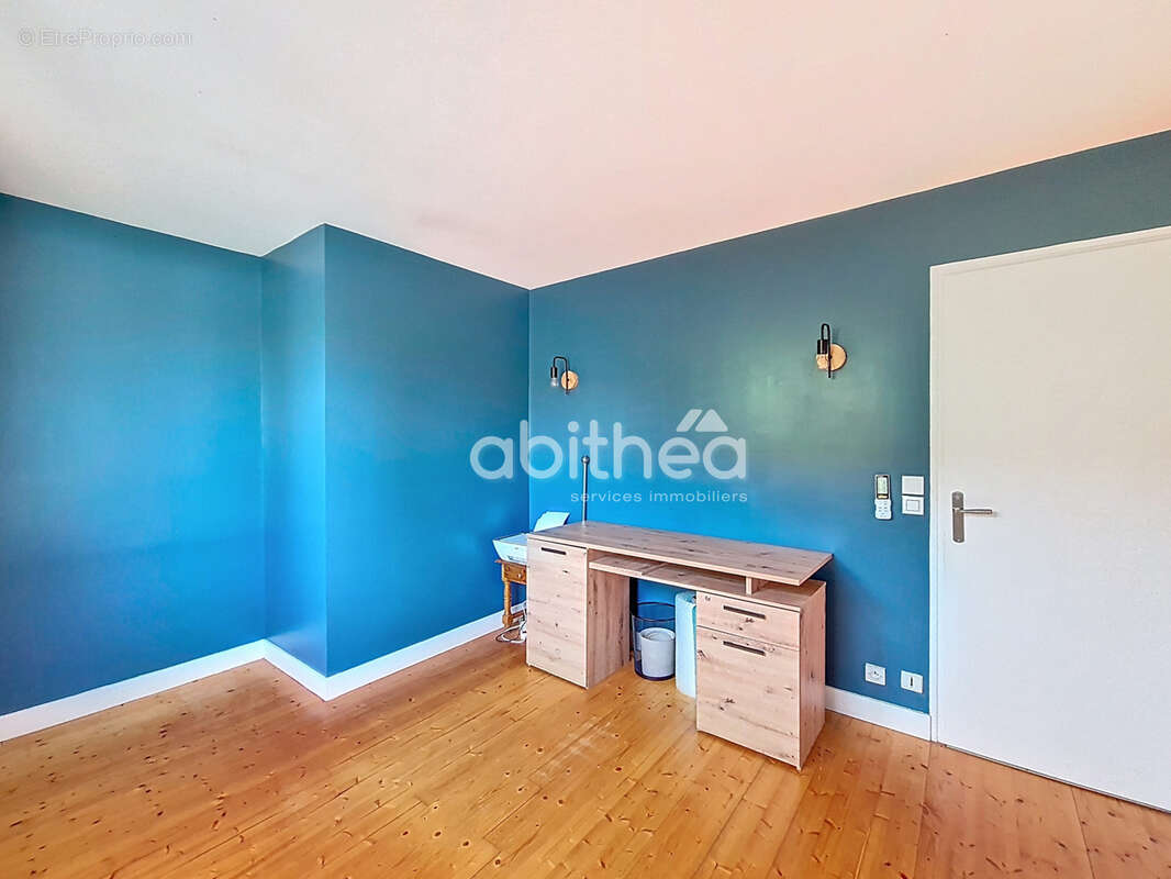 Maison à AMBARES-ET-LAGRAVE