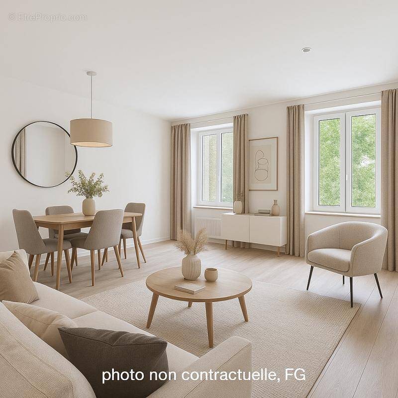 Appartement à SOLLIES-TOUCAS