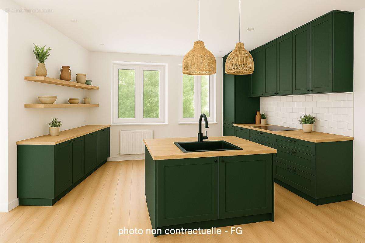 Appartement à SOLLIES-TOUCAS