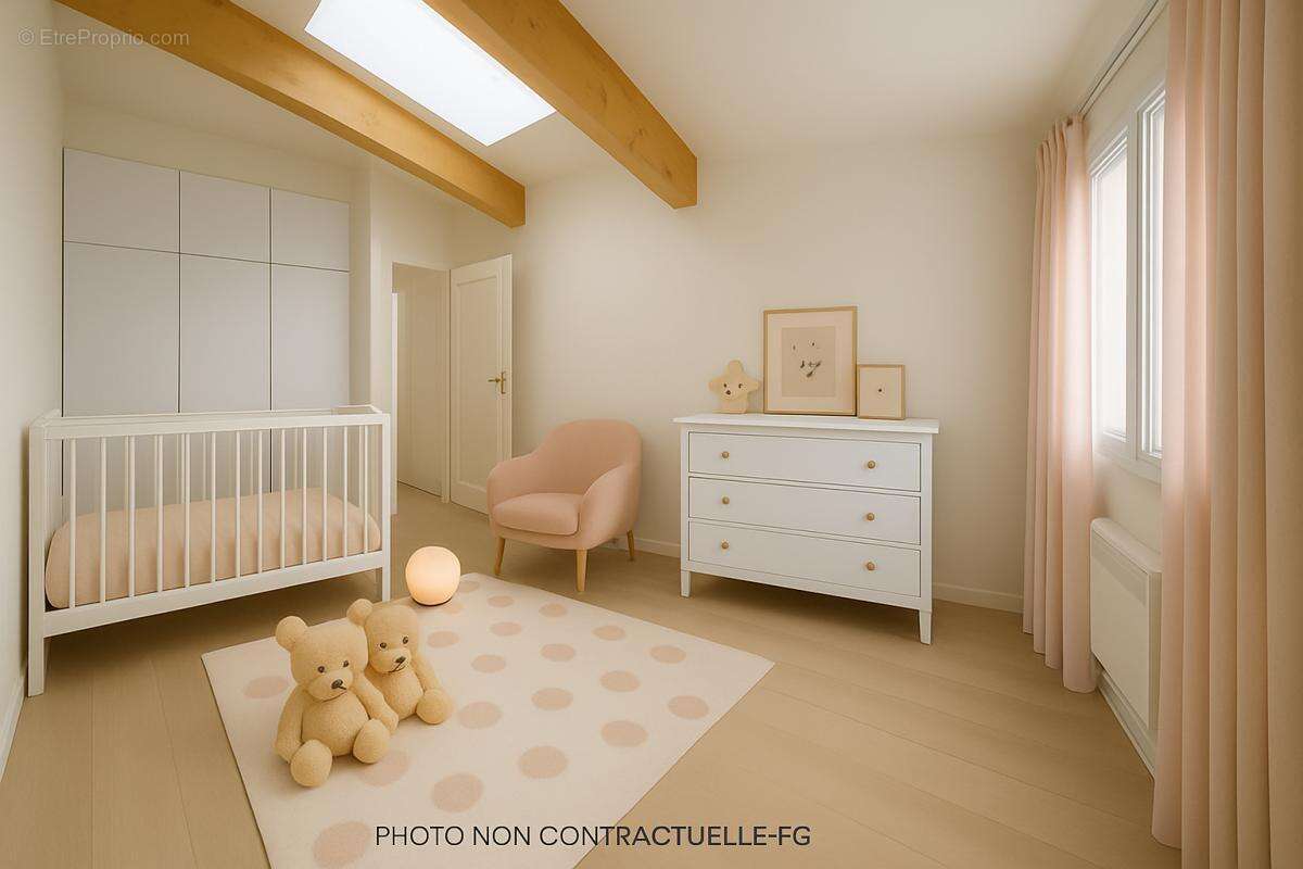 Appartement à SOLLIES-TOUCAS