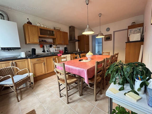 Maison à PORT-VILLEZ