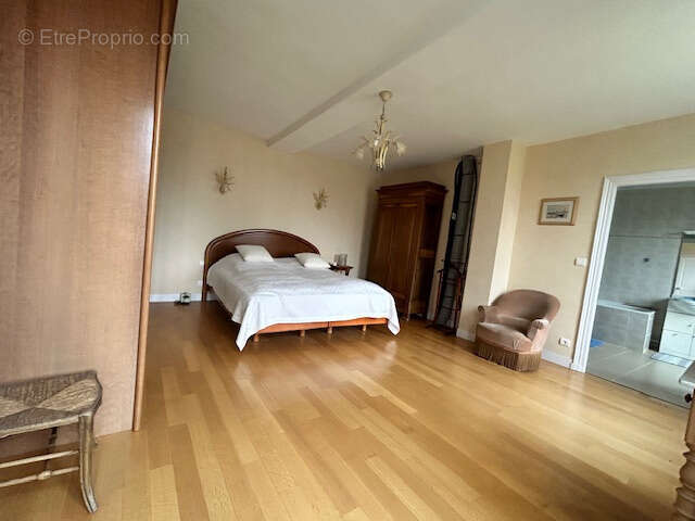 Maison à PORT-VILLEZ