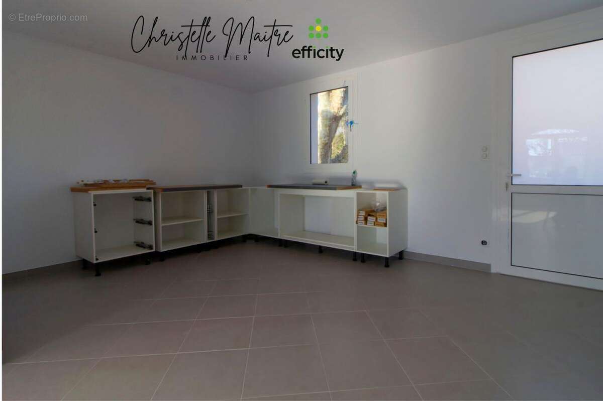 Maison à SAINT-MARTIN-DE-CRAU