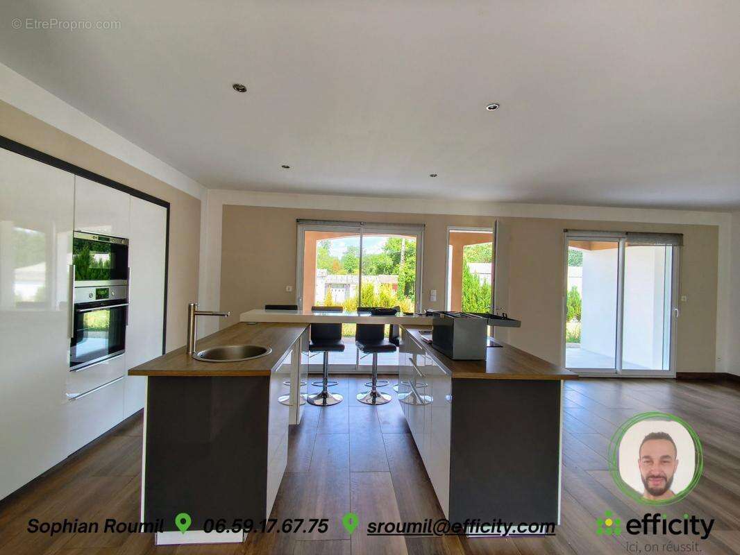 Maison à BARBEZIEUX-SAINT-HILAIRE