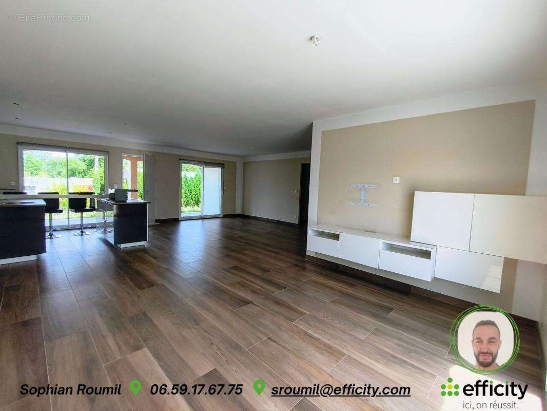 Maison à BARBEZIEUX-SAINT-HILAIRE