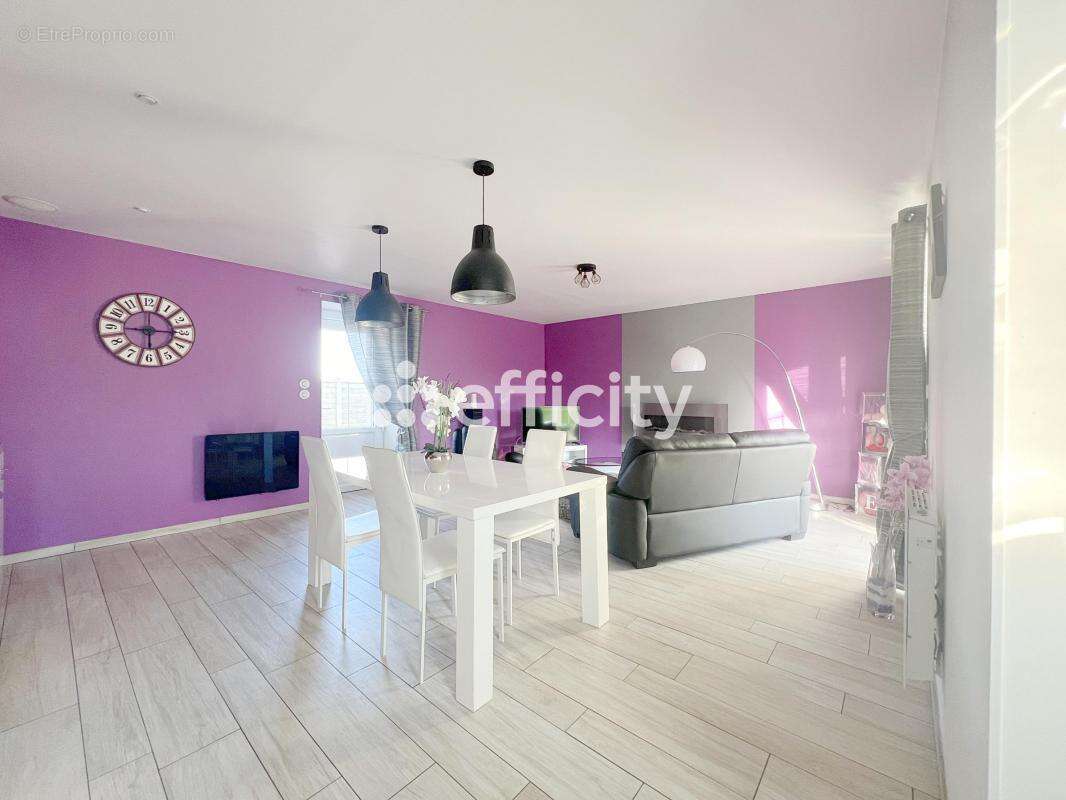 Maison à ISIGNY-SUR-MER