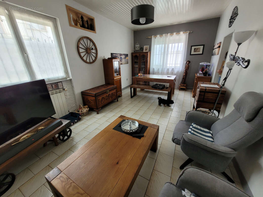 Maison à SALLES-D&#039;AUDE