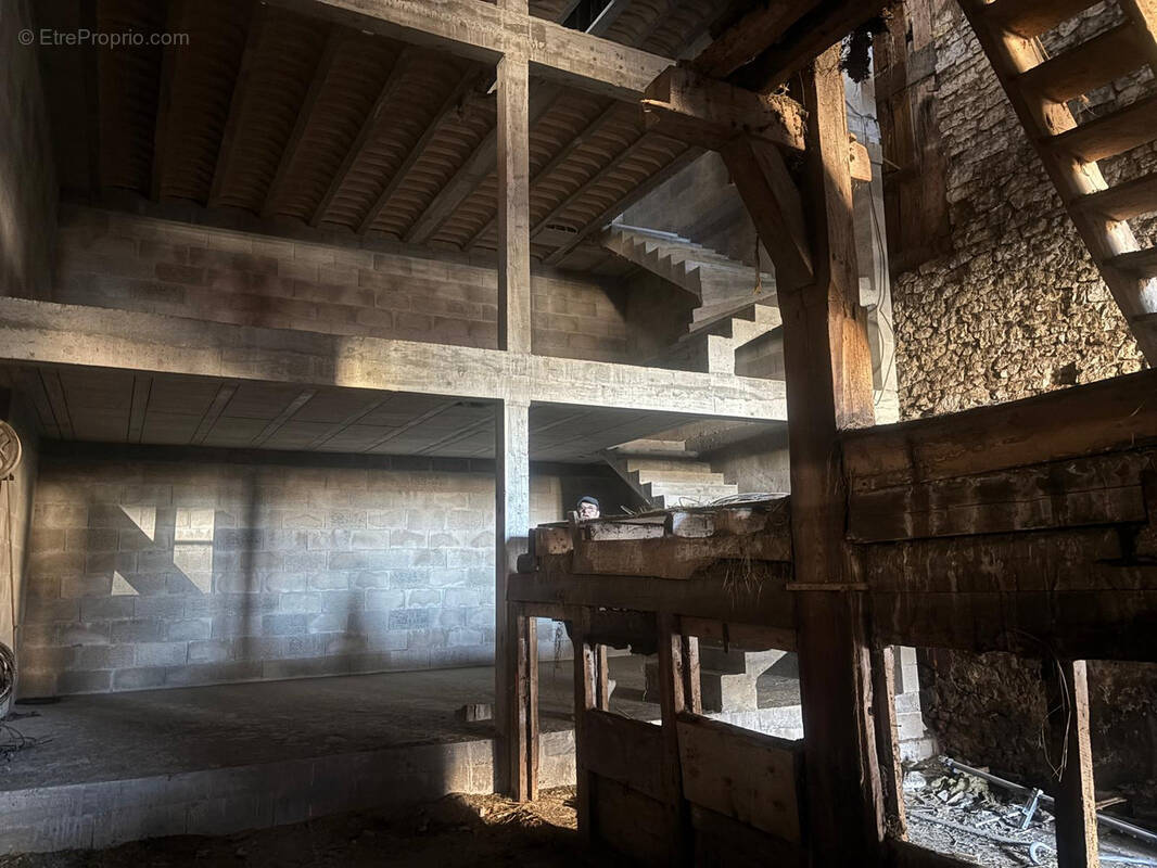 Autre à LABERGEMENT-SAINTE-MARIE