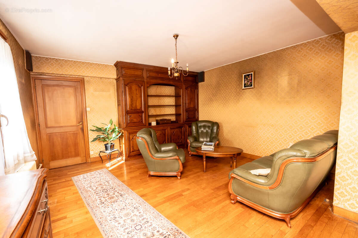 Maison à LES HOPITAUX-NEUFS