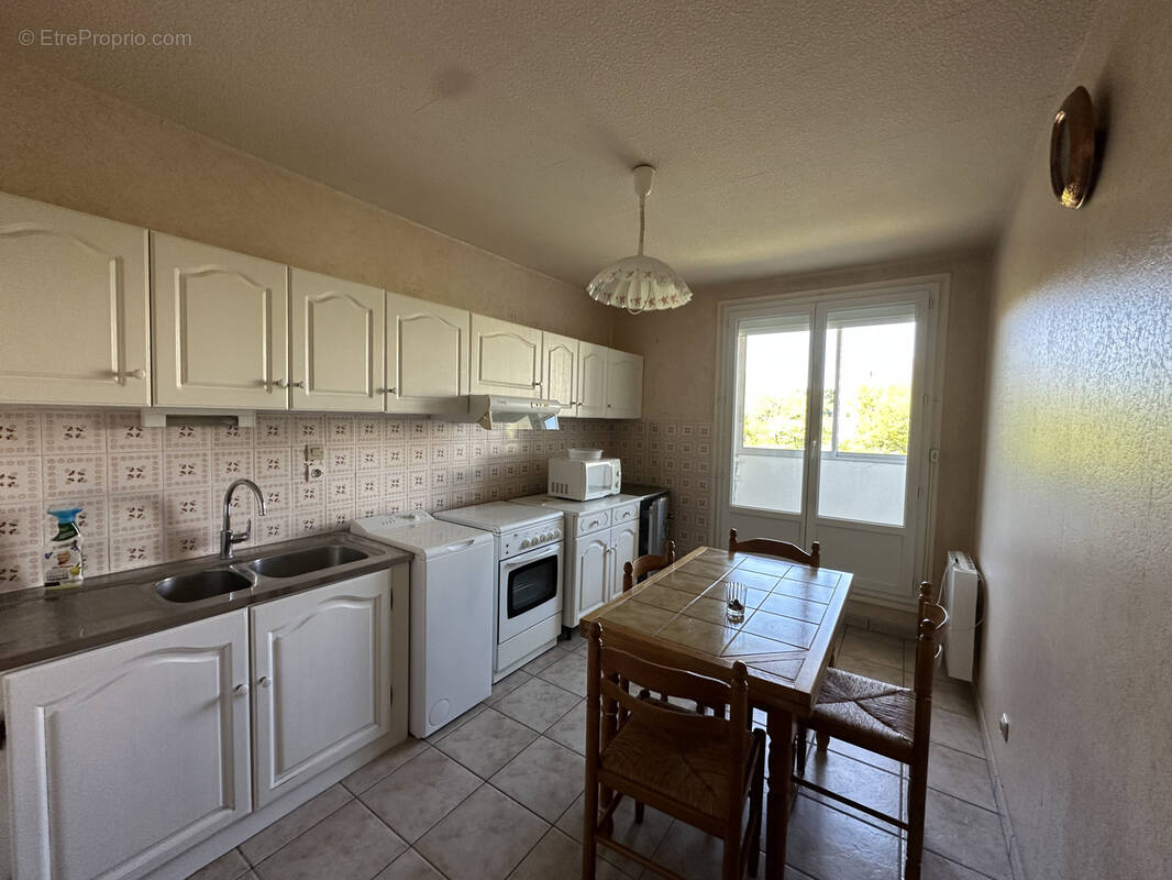 Appartement à SAINT-ETIENNE