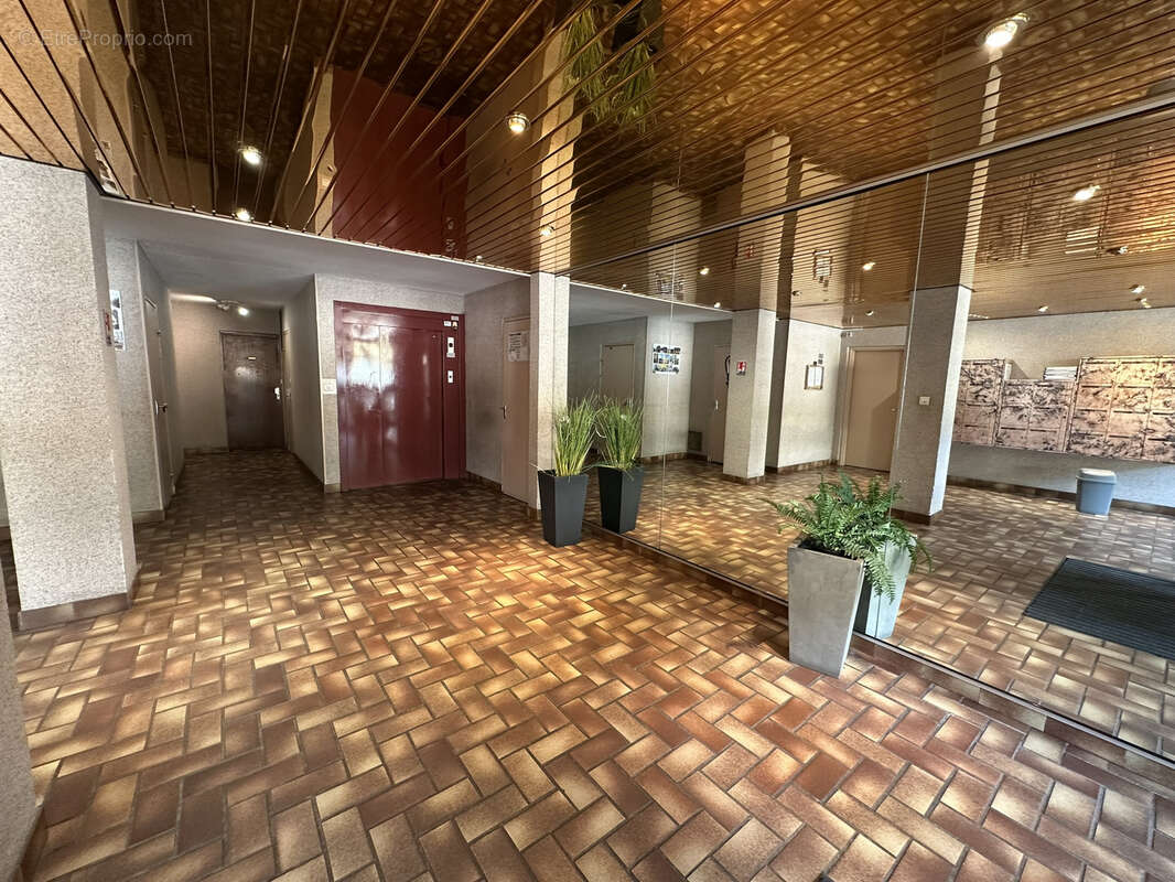 Appartement à SAINT-ETIENNE